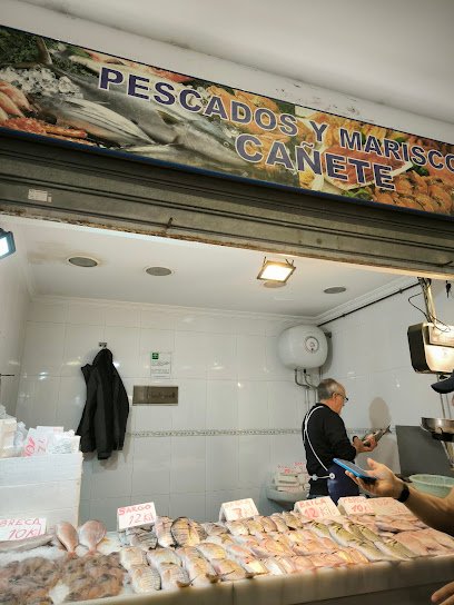 Tienda de alimentación Pescados y mariscos Cañete en Málaga